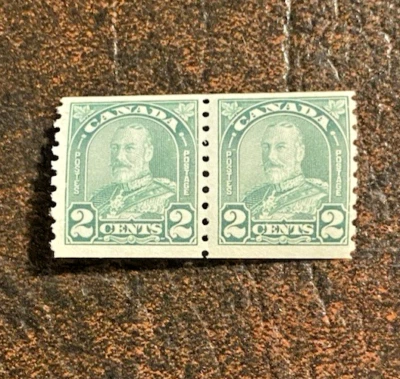 Canada Sc# 180, King George, Green, Perf 8.5 Vert Coil Pair, MLH - Catalog $12 - Image 1 of 2