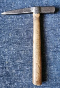 Vintage Brick/Quarrying Chipping Hammer Collectable Tool - Picture 1 of 14