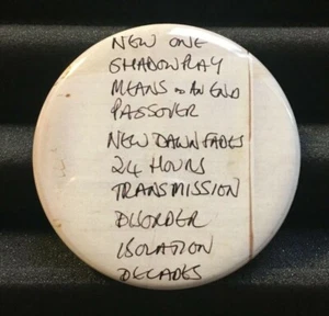 Joy Division Setlist Pin Botón Insignia 2,25" Tour Reino Unido Juego Escrito a Mano Lista 1980 - Imagen 1 de 3