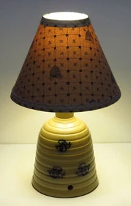 Maple City Pottery Beehive Lamp Vintage 2000 Carol Endres Monmouth IL Home Decor - Picture 1 of 14