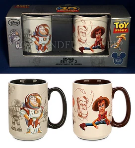 Nuovo SET TAZZE TOY STORY 20° anniversario ceramica BUZZ & WOODY tazzine caffè DISNEY - Foto 1 di 11