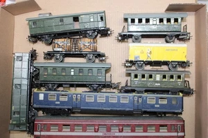 Märklin Konvolut Personen- und Güterwagen mit 4075 Bastelware Spur H0 #A698 - Bild 1 von 1