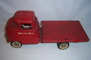 Structo Livestock Truck 1960's Pressed Steel Parts-Restore Toy 15 " Long - Picture 1 of 8