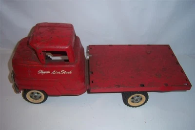 Structo Livestock Truck 1960's Pressed Steel Parts-Restore Toy 15 " Long - Image 1 of 4