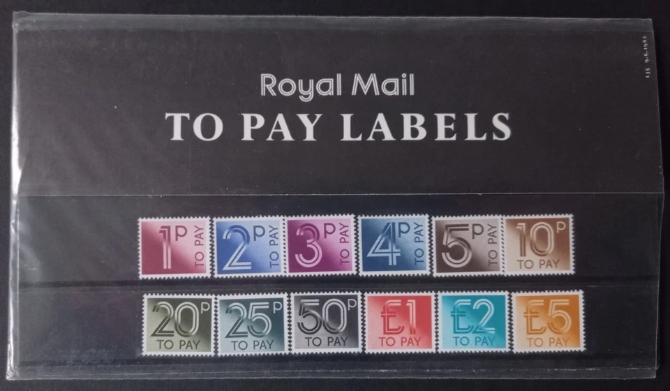 1982 GREAT BRITAIN POSTAGE DUES PRESENTATION PACK No.135 EXCELLENT - Image 1 of 1