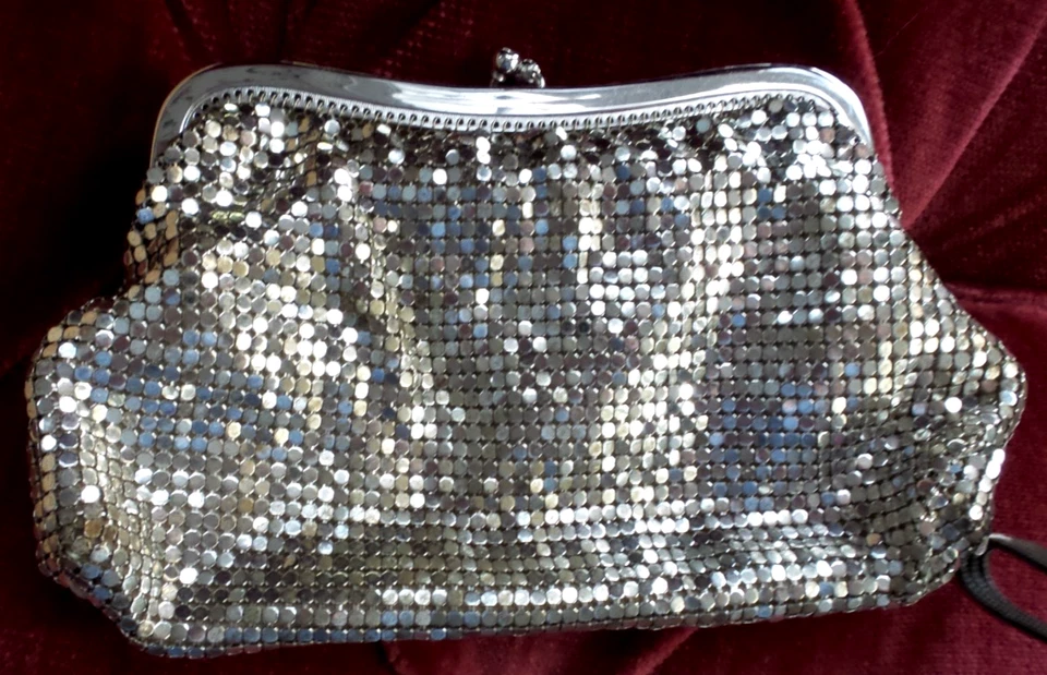 VTG Women's 30s 40s Whiting & Davis Silver Mesh Purse / Bag W/ Box 1940s - Image 1 of 4