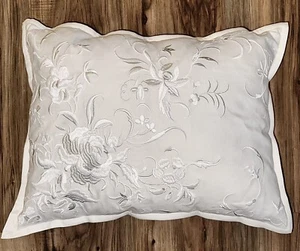 BEAUTIFUL! Ralph Lauren Blyth Delphine Floral Embroidered Decorative Pillow $255 - Picture 1 of 5