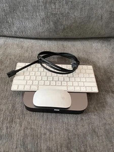 Apple Mac Mini 2018 A1993 Intel i5 16GB RAM 500GB SSD + Keyboard & Magic Mouse - Afbeelding 1 van 4