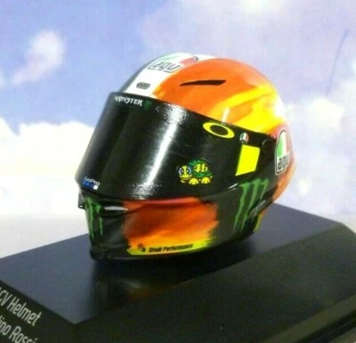 MINICHAMPS 1/8 AGV HELMET VALENTINO ROSSI #46 MUGELLO MOTOGP 2019 399190086 - Image 1 of 4