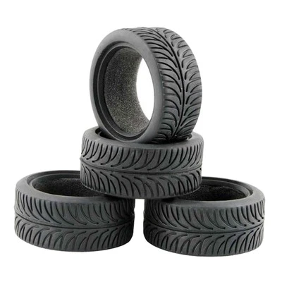 4x Reifen Gummizubehör mit 4 Stück Schwammeinlagen für HSP 1/10 RC Traktor - Bild 1 von 3