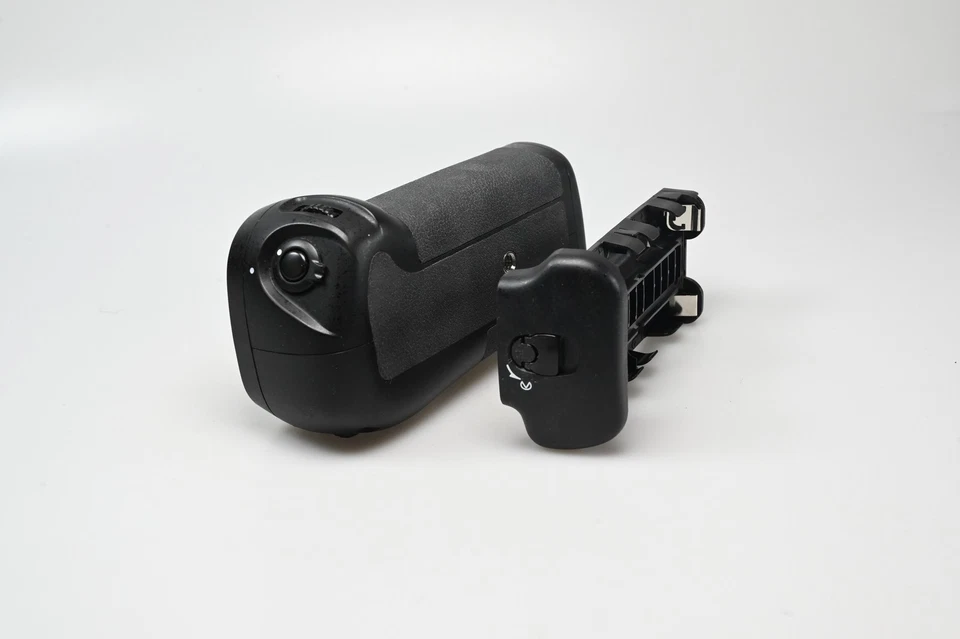 Empuñadura de batería diversa para Nikon D300/D700 con bandeja adicional #G644 Foto 1 de 4