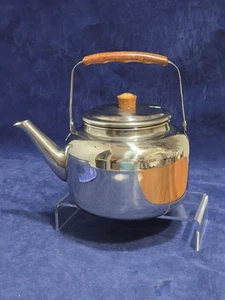 Stainless Steel 2.0L Water Kettle with Wood Grain Handle, Indoor Or Outdoor - Picture 1 of 20