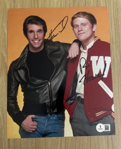 RON HOWARD & HENRY WINKLER SIGNED HAPPY DAYS 8X10 PHOTO BECKETT BAS 2 - Picture 1 of 2