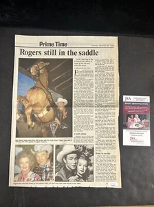 Foto de periódico a color firmada por Roy Rogers & Dale Evans - Autógrafo certificado por la JSA # - Imagen 1 de 4