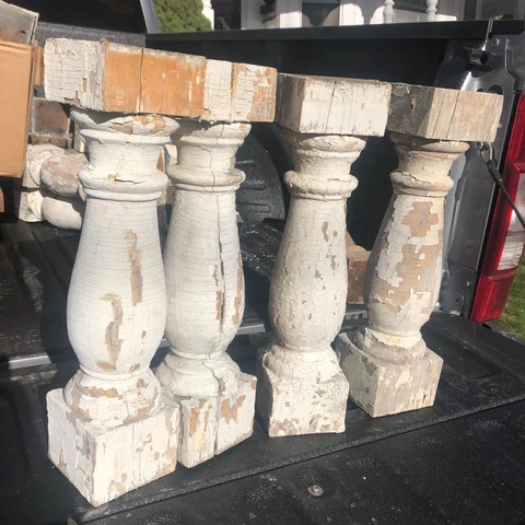 c1890 Victorian chunky porch railing baluster spindles set of 4 - 15.75 x 3 5/8” Cover