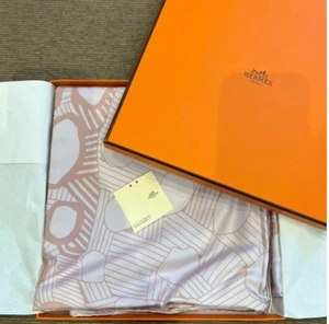 HERMES Carre 90 GRANDS FONDS 35in Scarf tropical fish 90cm Pink Unused w/box - Picture 1 of 5