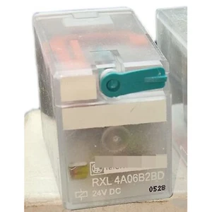 1PZ NUOVO Schneider RXL4A06B2BD RXL4A06B2BD piccolo relè spedizione veloce - Foto 1 di 2