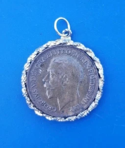 Vintage goldfarben König Georg VI großer Penny Münze Anhänger Charm  - Bild 1 von 4