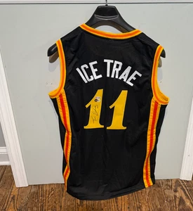 Trae Young signiertes individuelles "Ice Trae" Atlanta Hawks Trikot AUTO BAS Beckett Gr. XL - Bild 1 von 9