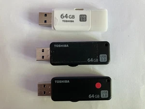 Zestaw 64 GB x Toshiba Transmemory USB 3.0 Flash Drive Memory Sticks - Zdjęcie 1 z 1