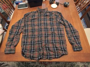 St Johns Bay Flannel Shirt Super Soft Plaid Button Up Long Sleeve Men Medium - Picture 1 of 7