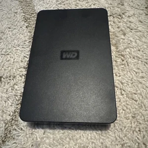 WD Elements 1TB External Hard Drive Storage WDBAAU0010HBK w/ ADAPTER & USB - Photo 1/3