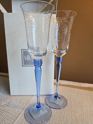Mikasa Soplado a Mano República Checa Azul Celestial Grabado Remolinos Cordial - Como Nuevo Foto 1 de 4