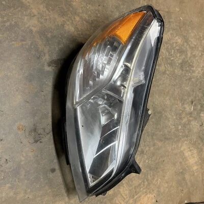 Faro lado pasajero nissan nv200 2013-2021 Foto 1 de 4