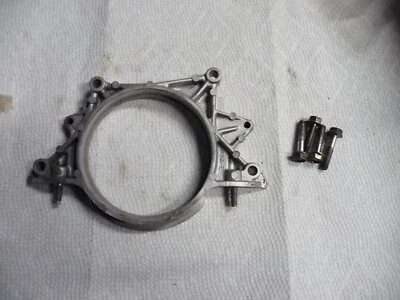 HONDA CIVIC 1996-2000 1.6 CIGÜEÑAL TRASERO SELLO ADAPTADOR Y PERNOS Foto 1 de 2