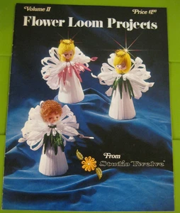 FLOWER LOOM PROJECTS FROM STUDIO TWELVE VOLUME II COPYRIGHT 1969 SOFTCOVER CRAFT - Picture 1 of 2
