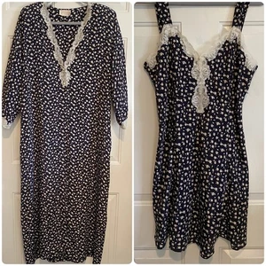 California Dynasty Vintage 2-teiliges Schlafset Ditsy Blumen Schlupf Morgenmantel Größe Large Spitze - Bild 1 von 13