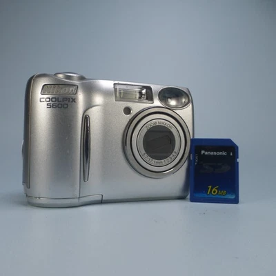 Nikon Digital Camera Coolpix 5600 5.1MP Silver Tested - Image 1 of 4