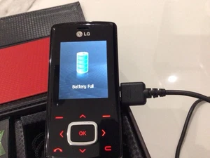 Telefono cellulare LG Chocolate KG800 nero scorrevole - Foto 1 di 8