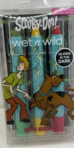 Scooby Doo Wet n Wild Limited Edition 3-Piece UV Glow Face & Body Crayon Set NEW - Picture 1 of 11