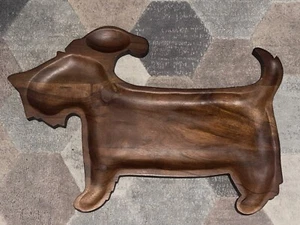 The Company Store Terrier-förmiges Holz Wurstwaren Urlaub Servierbrett in sehr gutem Zustand - Bild 1 von 5