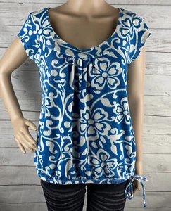 Camisa de Cortesía Retorcida Juniors XL Azul Crema Abstracto Estampado Floral Corbata Lateral Camiseta - Imagen 1 de 12