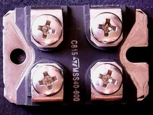 MSS40-800 - ST Microelectronics Back to Back SCR module (ISOTOP) - Imagen 1 de 2