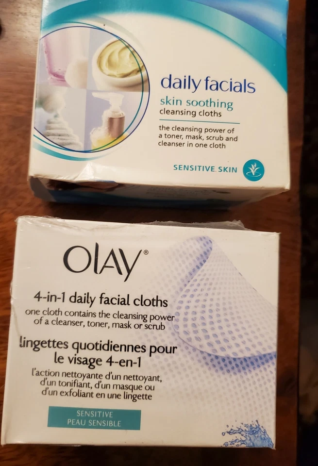 1-Olay 4-en-1 Paños Faciales Diarios Sensibles 30ct + 1-FACIALES DIARIOS 33 unidades NUEVO Foto 1 de 3