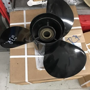 MerCruiser Bravo 11 Aluminum Propeller 18618A40 - Picture 1 of 4