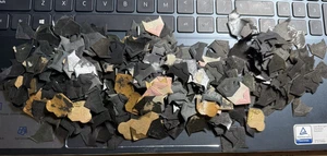 Über 300 Fotoalbum Sammelalbum Ecken gebraucht meist schwarz teils gold und rosa - Bild 1 von 4