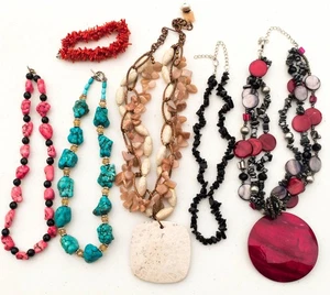 Lote de 6 - Piedras preciosas gruesas y concha - 5 collares y 1 pulsera - Imagen 1 de 2