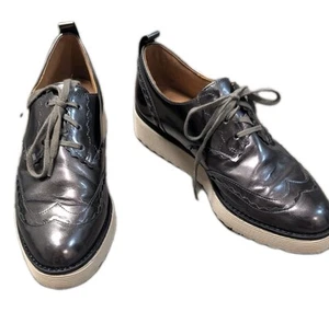 Johnston & Murphy Women 8.5 Mitzi Scalloped Wingtip Pewter Shoe Lace Up Metallic - Picture 1 of 8