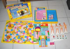SFILATA DI MODA Ragazze in gamba – Clementoni anni 80 OTTIMO COMPLETO - Foto 1 di 4