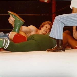 Wrestling Action Original Color Photo Leg Lock Referee 1970s era Leather Boots - Picture 1 of 7