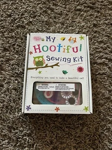 Sewing Bee My Hootiful Sewing Kit NEW - Picture 1 of 3