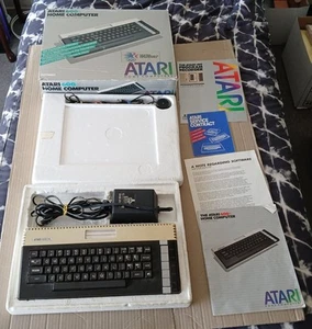 Vintage 1983 Atari 600XL Computer Complete in Box Works Great CIB - Picture 1 of 22