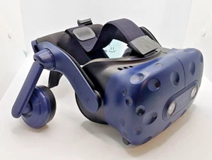 🔥HTC Vive Pro 🔥HMD OLED VR Headset mit Kopfhörer - Top Zustand - NNP - Bild 1 von 5