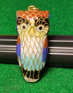 Vintage Asian Ceramic Owl Pendant w/ Gold Trim - Beautiful 1 1/2" tall by 1/2"  - Picture 1 of 2