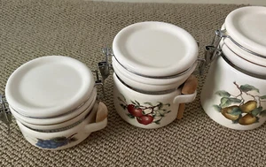 Kitchen Canister Set Of 3 Vintage Ceramic Fruit Countertop Granny Style - Picture 1 of 8