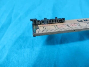 Logo "TECHNICS" originale in plastica cm. 3 - Picture 1 of 5